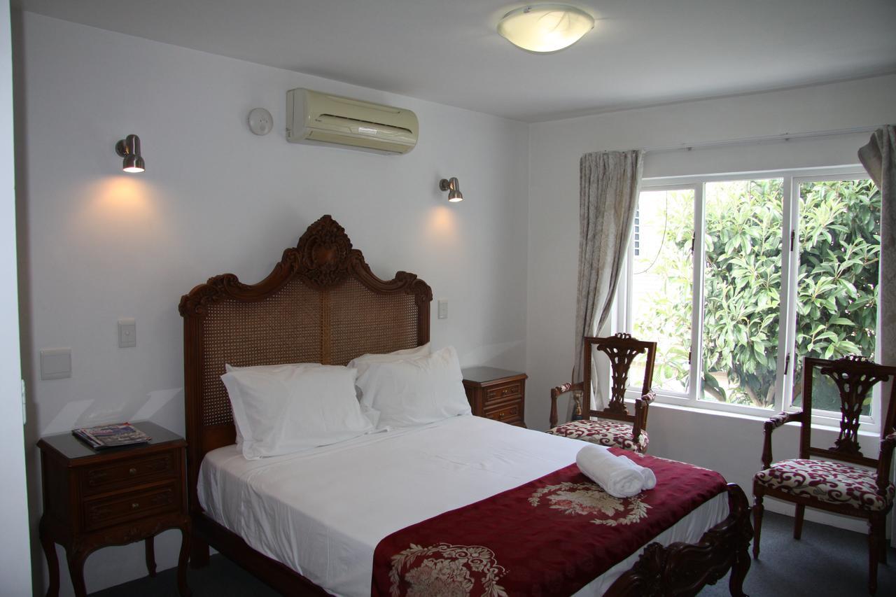 Capital House Boutique Hotel Pretoria Exterior photo