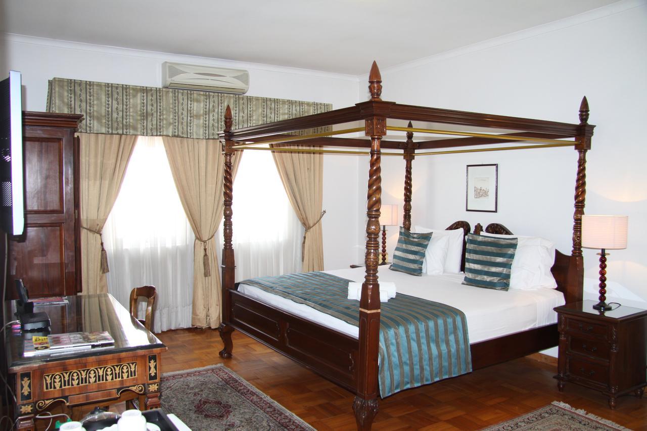 Capital House Boutique Hotel Pretoria Exterior photo